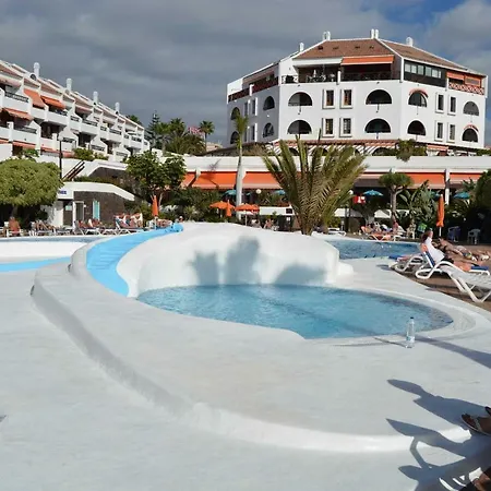 Parque Santiago 1 The First Line * Playa de las Americas (Tenerife)