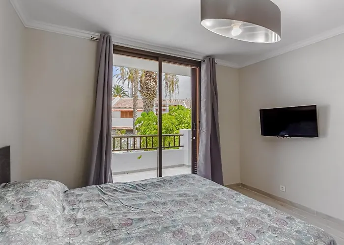 Parque Santiago 1 The First Line Playa de las Américas